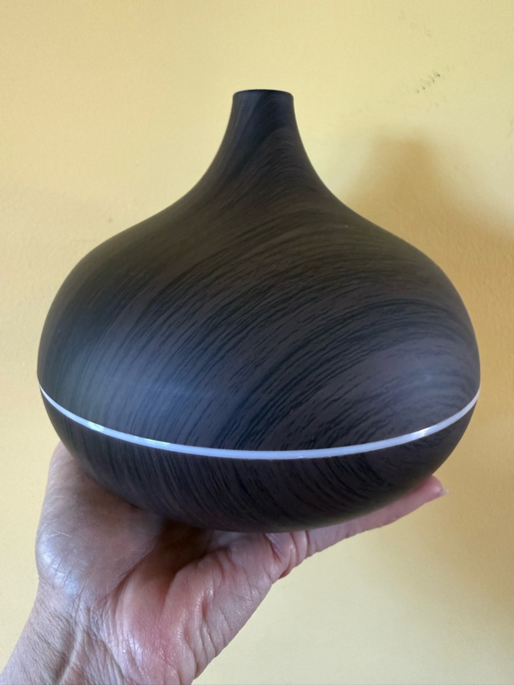 Wood Grain Essential Oil Diffuser - Dark Brown